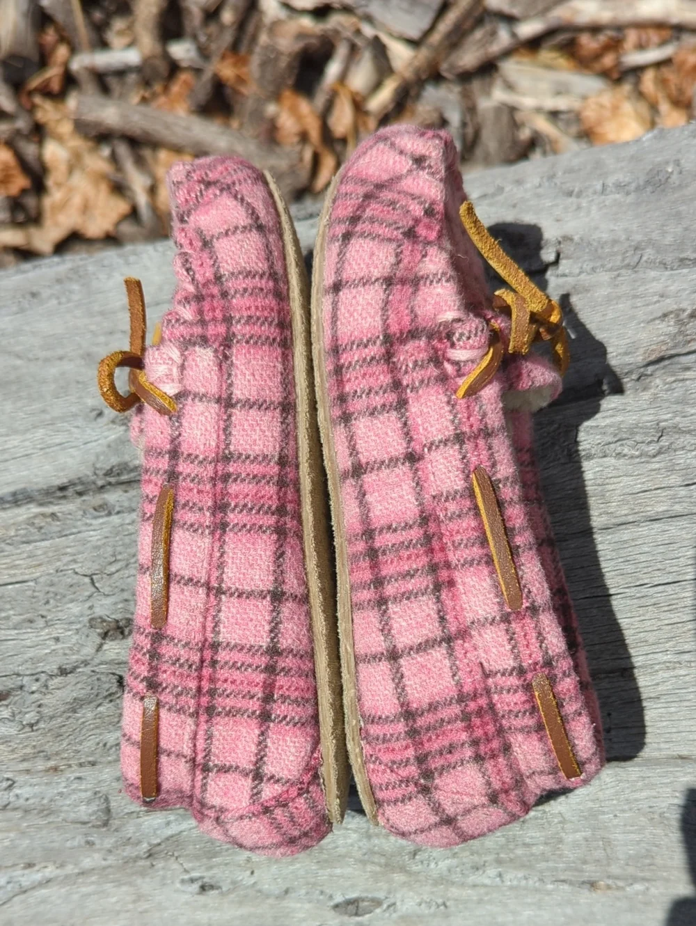 Minnetonka Slippers For Toddler, Pink Plaid, Little Kid Size 10